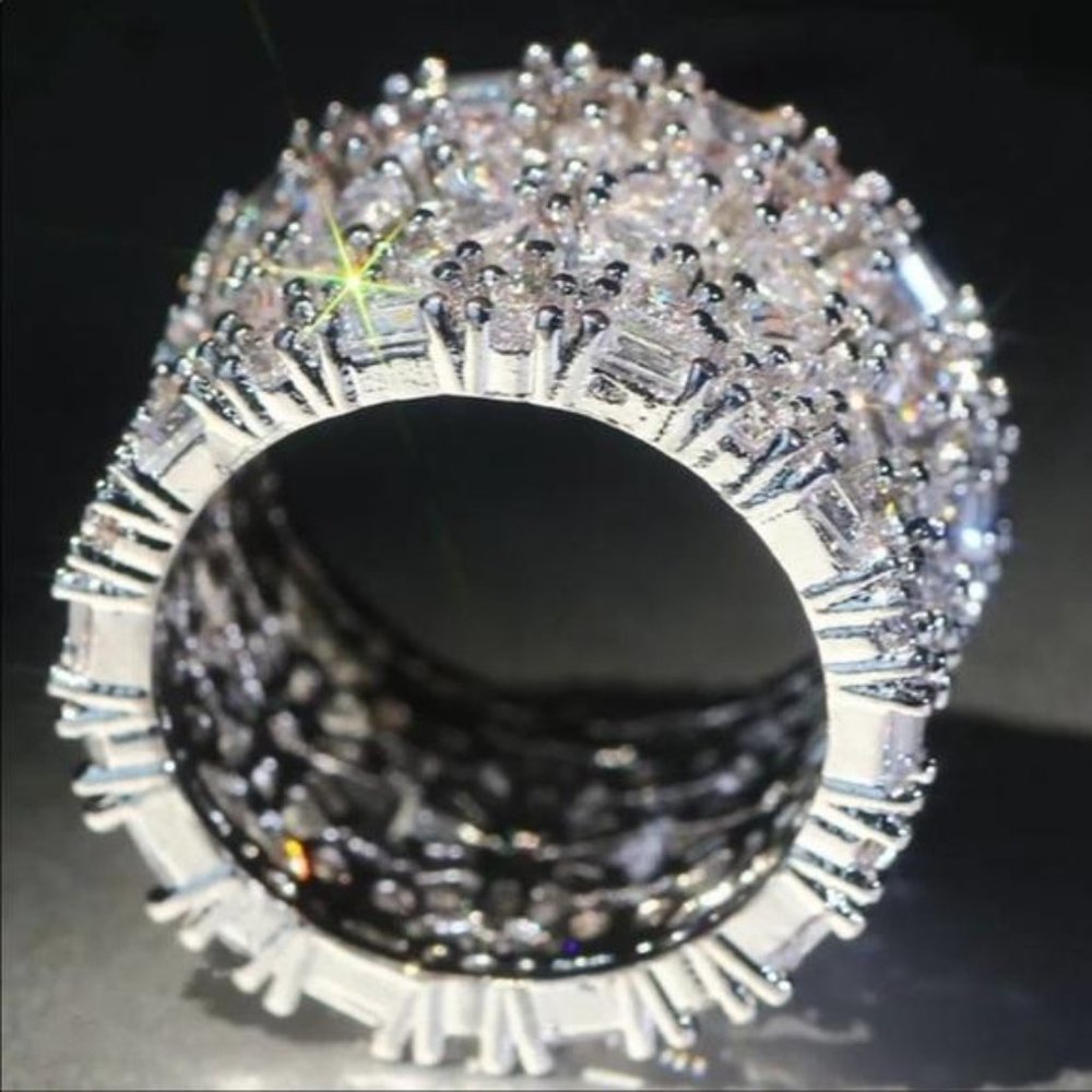 18 CT 925 STERLING SILVER DIAMOND RING - Picture 3 of 6